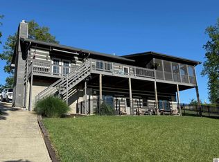 458 Sherwood Dr, Gilbertsville, KY 42044