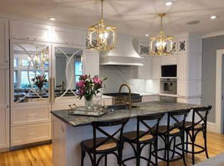 184 Spring St, Saratoga Springs, NY 12866