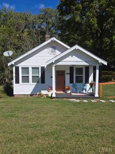 806 E 3rd St, Farmville, VA, 23901