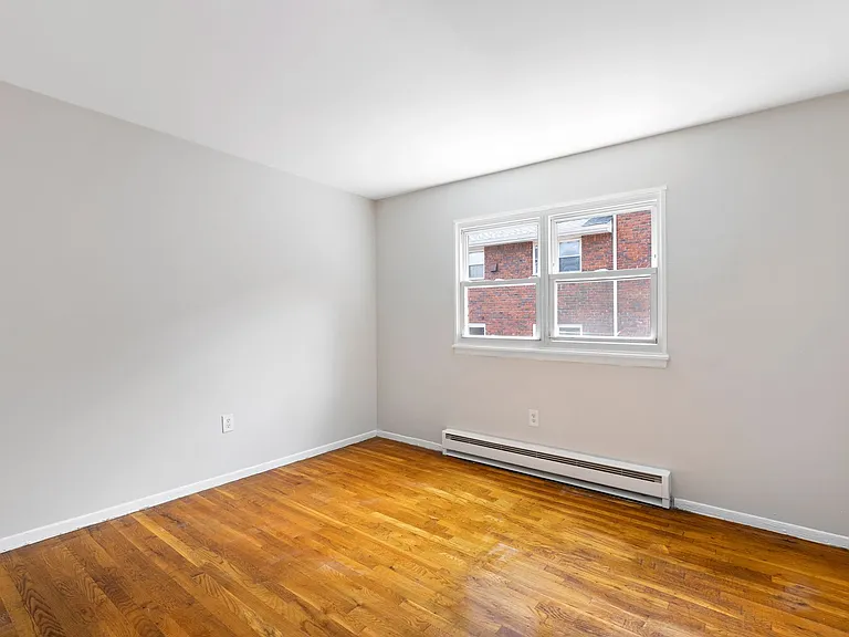39 1st St #45 — Photo 6