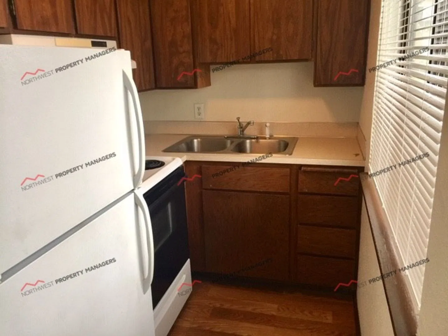 r139g — Photo 3