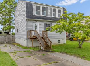 196 Messick Rd, Poquoson, VA 23662