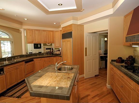 4th image of 21 Brandt Dr