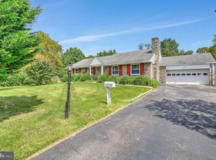 11 S Providence Rd, Media, PA 19063