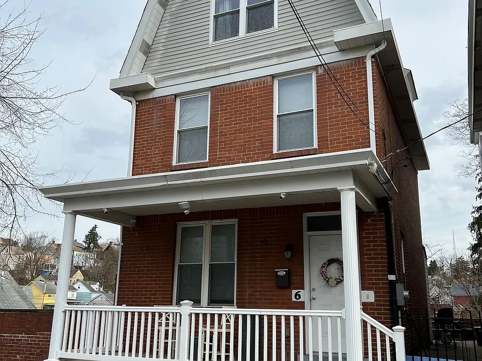 6 Dewitt St
