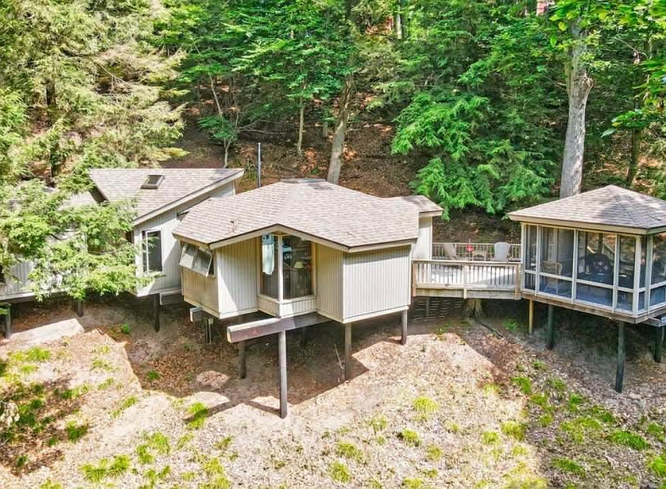 1st image of 10304 Lost Valley Rd #12
