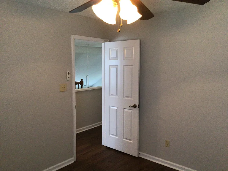 13615 Portpatrick Ln — Photo 16