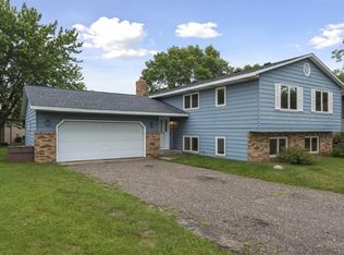 1155 Khyber Ln NE, Columbia Heights, MN 55421