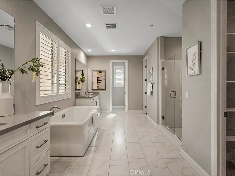 370 Sawbuck — Photo 19
