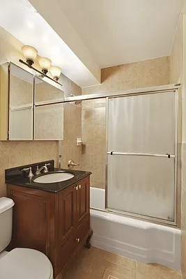 Sold by Nest Seekers International | media 4