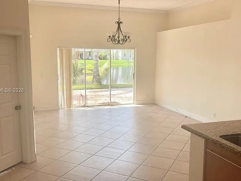 18430 NW 11th St — Photo 3