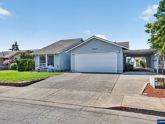 2nd image of 2952 45th Ct SE