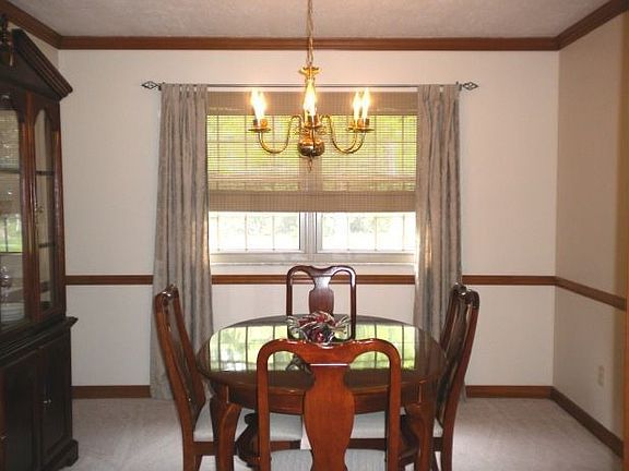 4th image of 5061 Fountainwood Dr