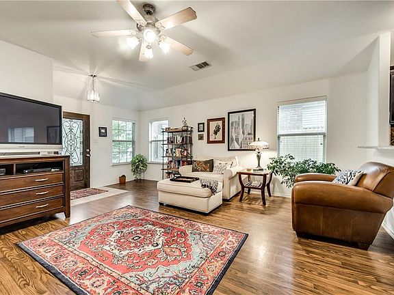 2nd image of 2031 Whispering Hills Dr