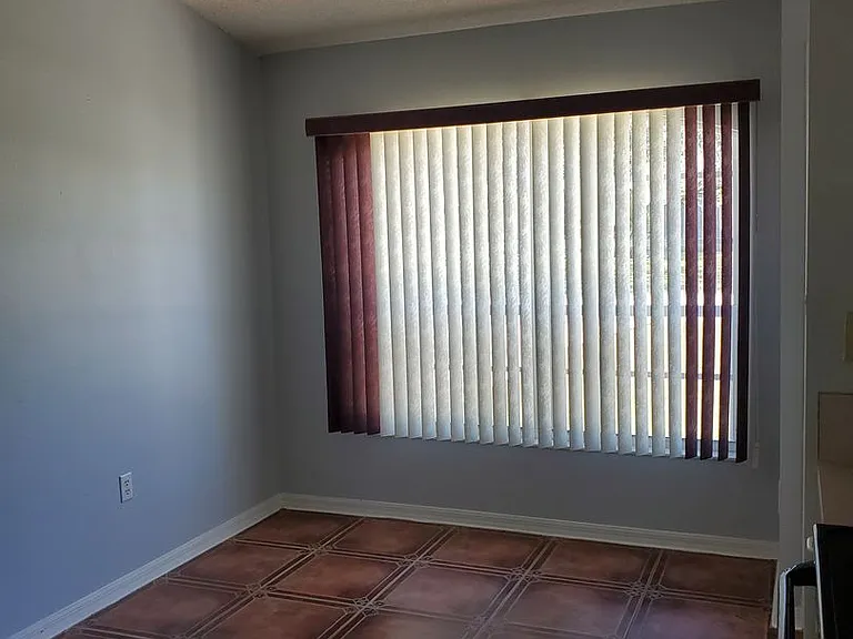 8039 Ridgeglen Cir E — Photo 10