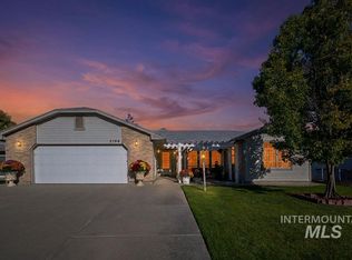 2166 W Sandalwood Dr, Meridian, ID 83646