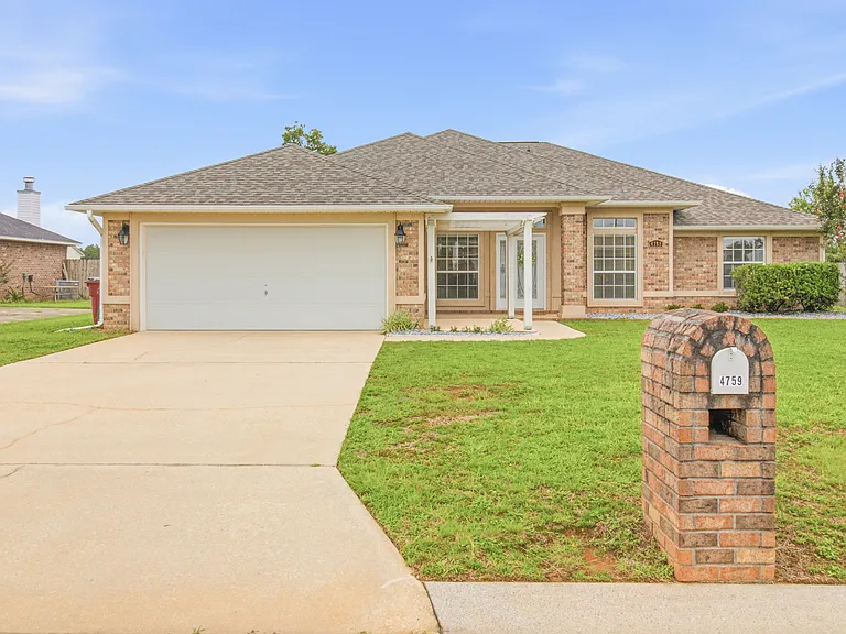 4759 Spears St — Photo 1