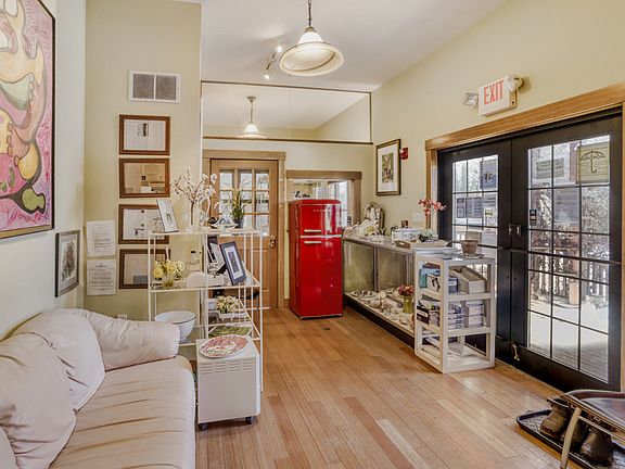 3rd image of 24 Cournoyer Rd