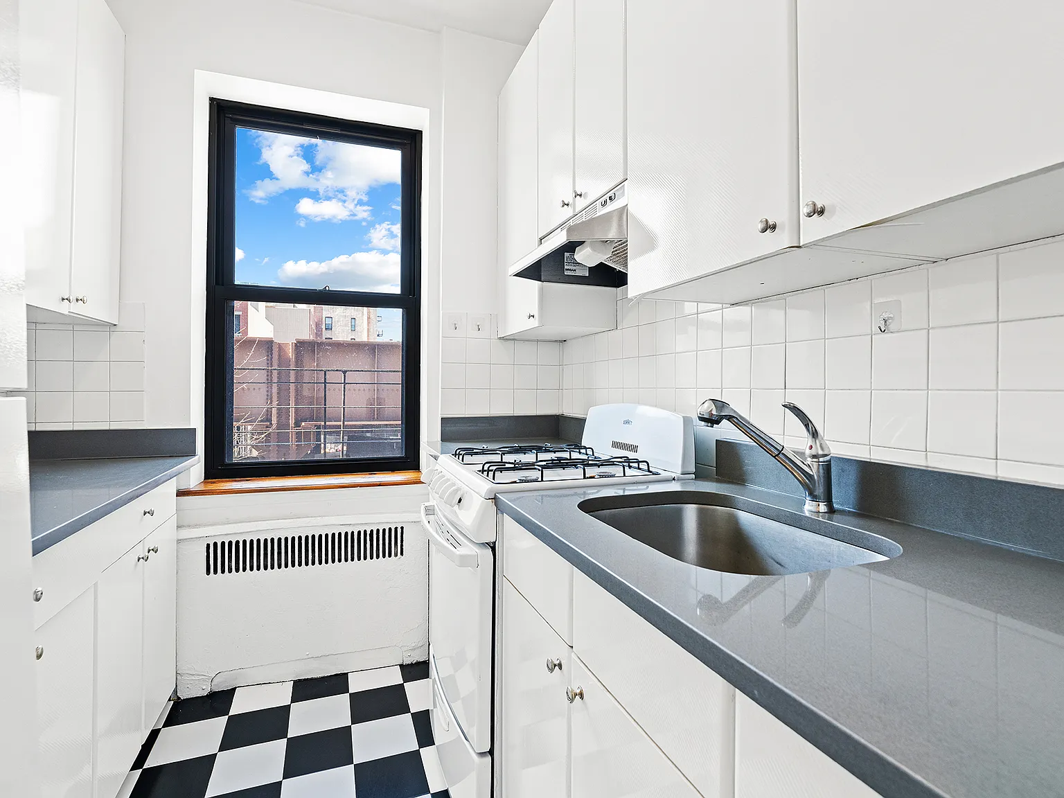 101 East 116th Street — Photo 4