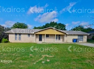 168 Creekview Dr E, Red Oak, TX 75154