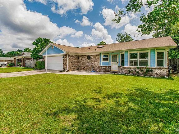 3rd image of 658 Cedar Bluff Dr