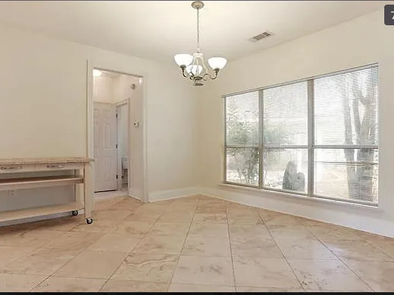 River Oaks Dr — Photo 4