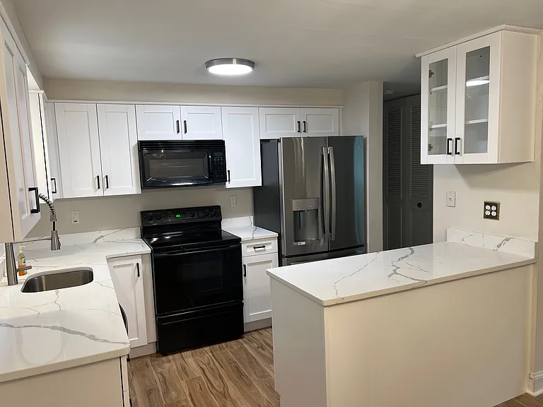 5435 The Bridle Path — Photo 15