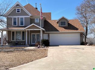 634 Harrison St, Remsen, IA 51050