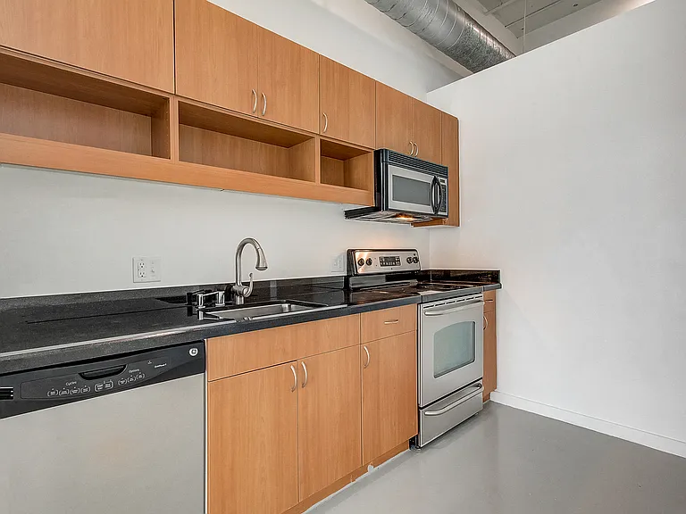 Packard Lofts — Photo 26