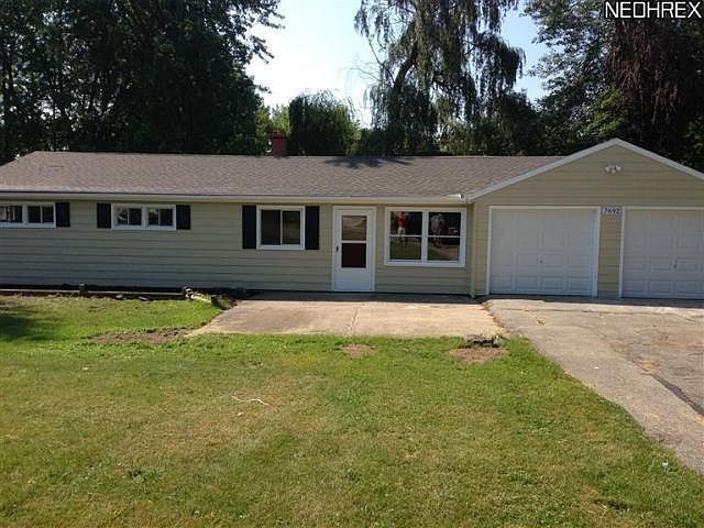 1st image of 7692 Charlton Cir