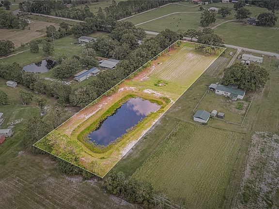 2nd image of 4334 Windy Ln