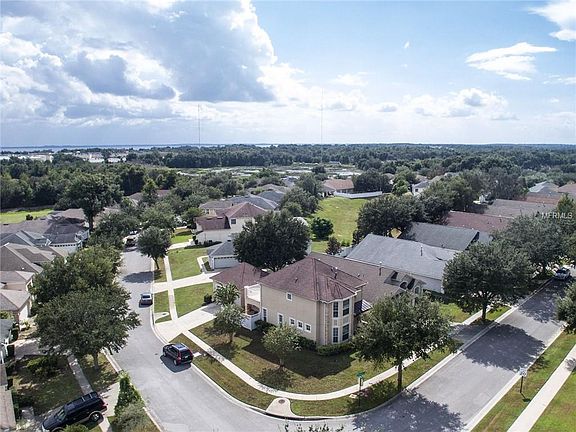 3rd image of 10432 Stonepark Dr