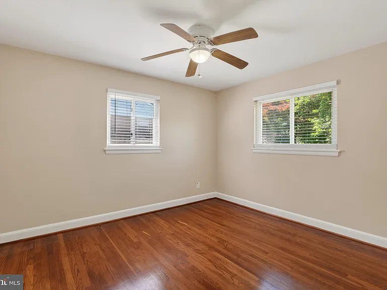 7216 Carol Ln — Photo 20