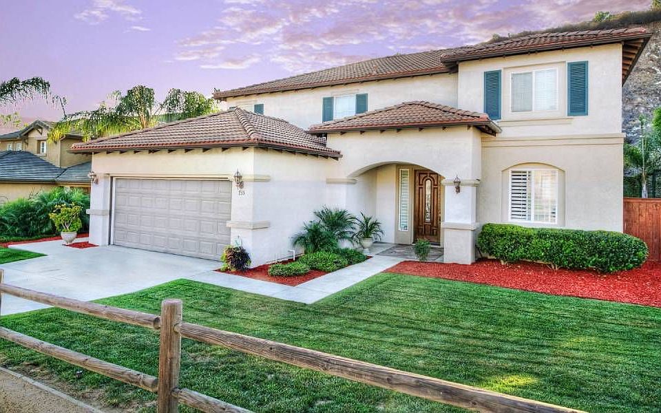 1st image of 735 W Bel Esprit Cir