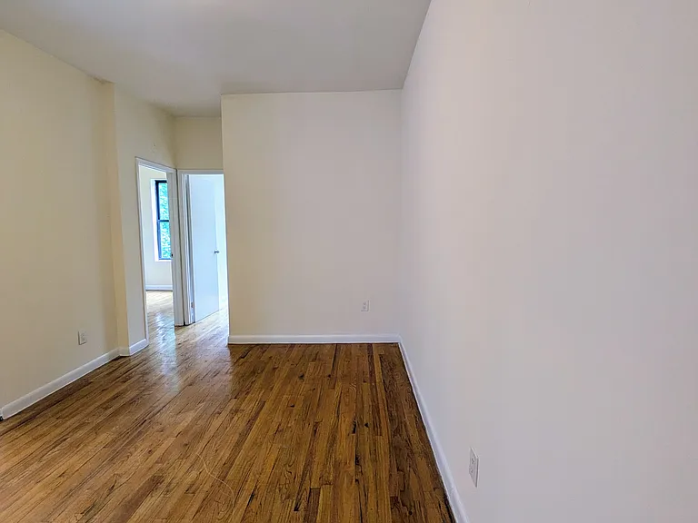 506 E 82nd St #17 — Photo 3