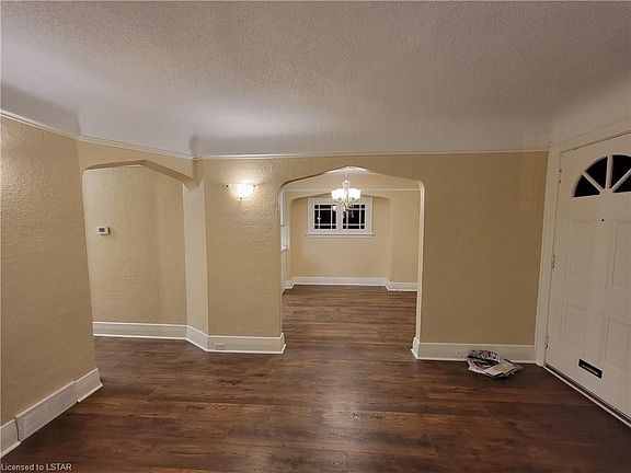 4th image of 610 Wallace St