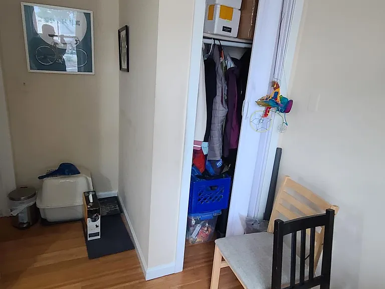 2nd bonus room / bedroom / office