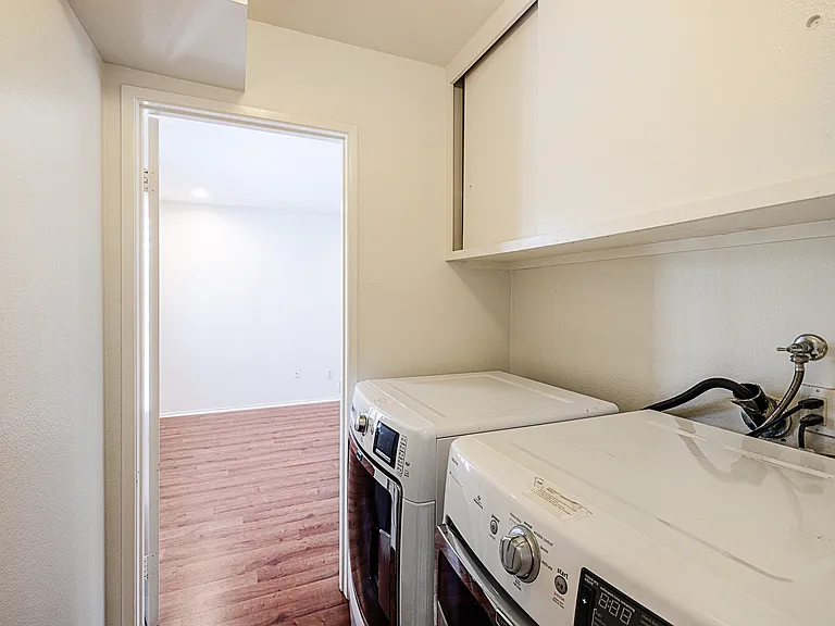 6068 Hackers Ln — Photo 26