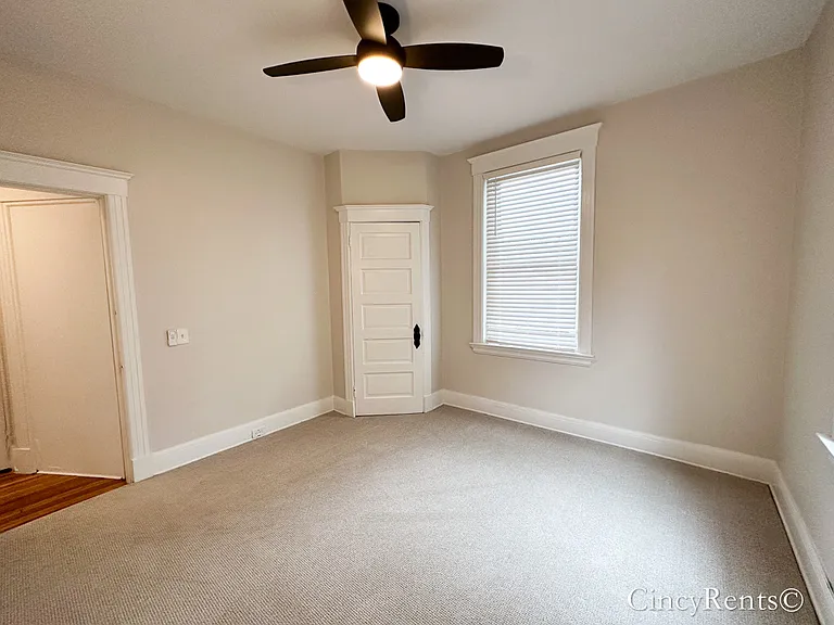 2552 Erie Ave #1 — Photo 17