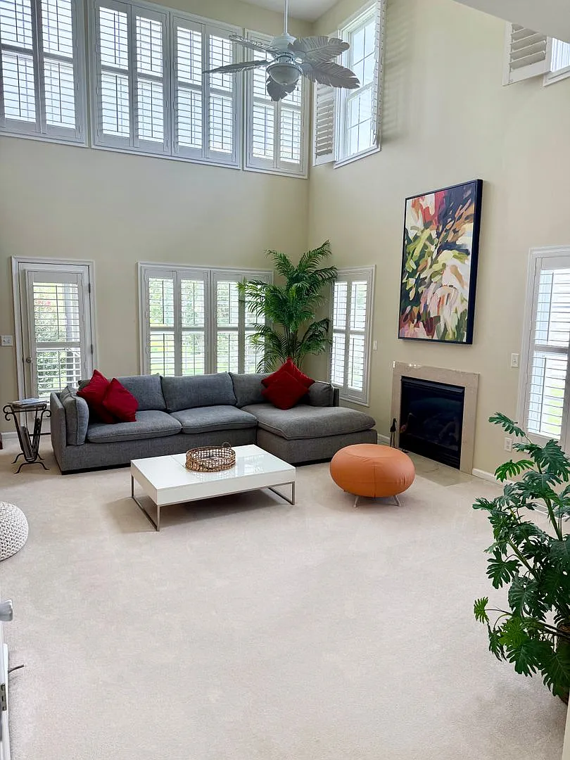 Waterfront Home along Country Club Rd. in the amenity rich private community of Kinsale Glen. — Photo 4