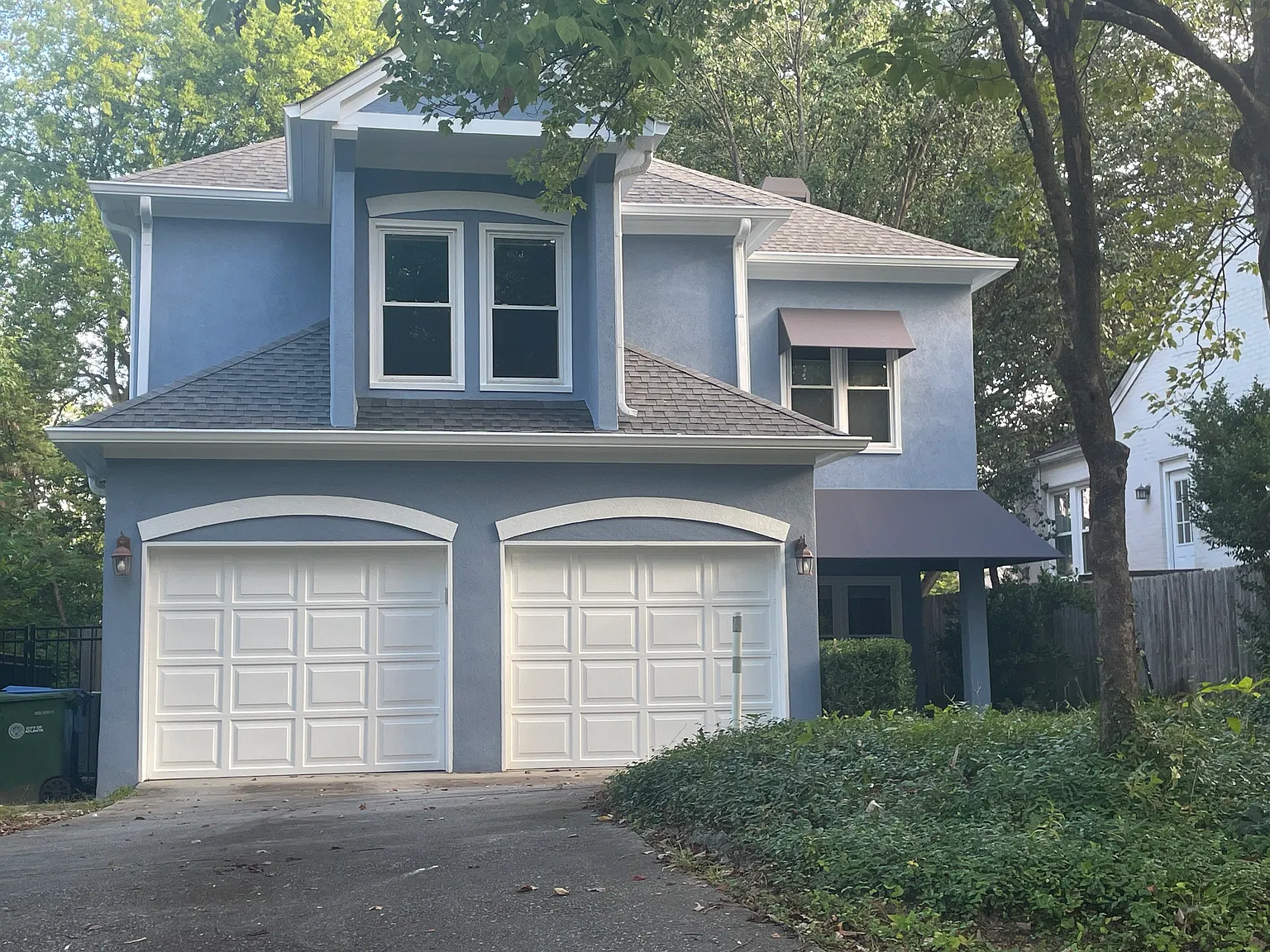 4 bed, 2.5 bath, 2400 sqft, $6,000 — Photo 1