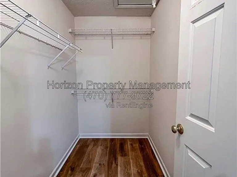 3971 Hidden Hollow Dr — Photo 15