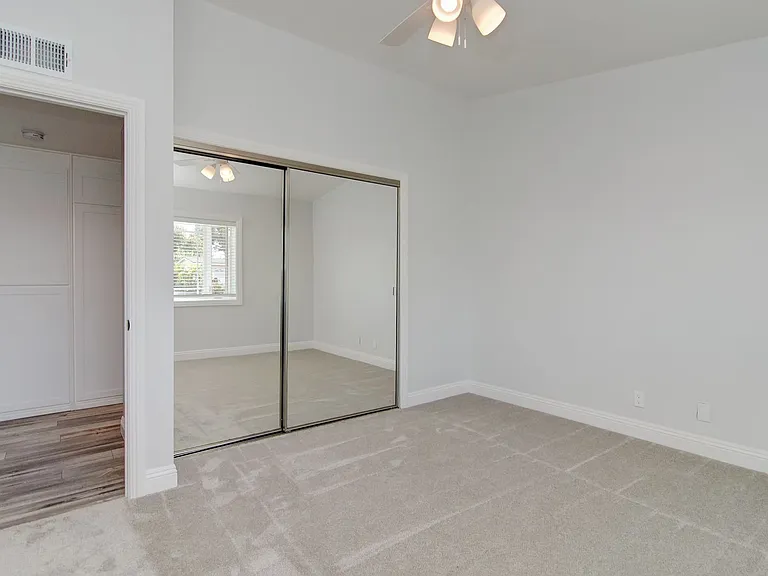 980 Presidio Dr — Photo 11