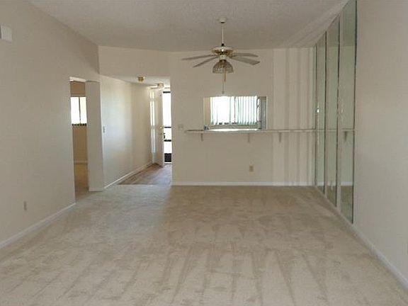 3rd image of 3055 Casa Del Sol Cir APT 304
