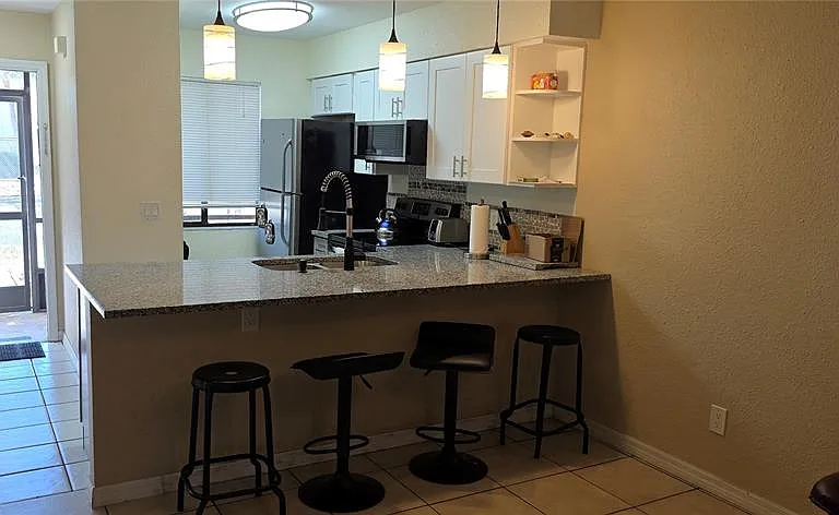 22523 Westchester Blvd #101B — Photo 3