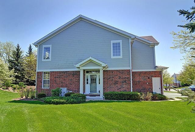 1st image of 7203 Chestnut Hills Dr #7203