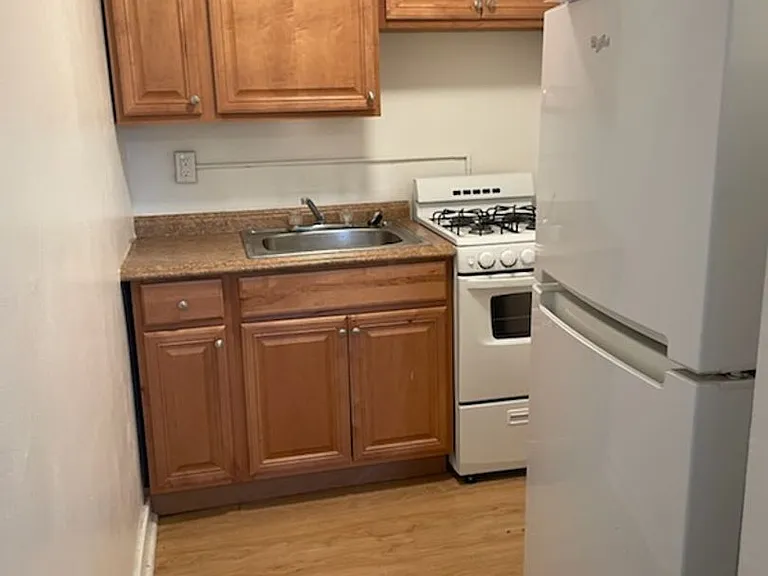 5424 Fifth Ave — Photo 40