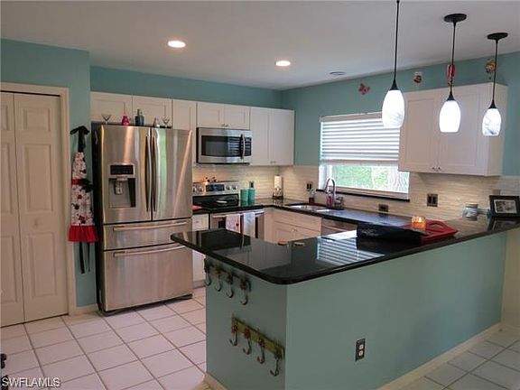 4th image of 384 Dover Pl #5-504