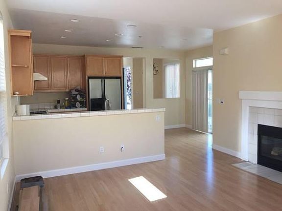 2nd image of 6185 Shadow Hill Dr