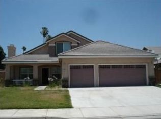 1025 Meadowlake Ln, Lake Elsinore, CA 92530
